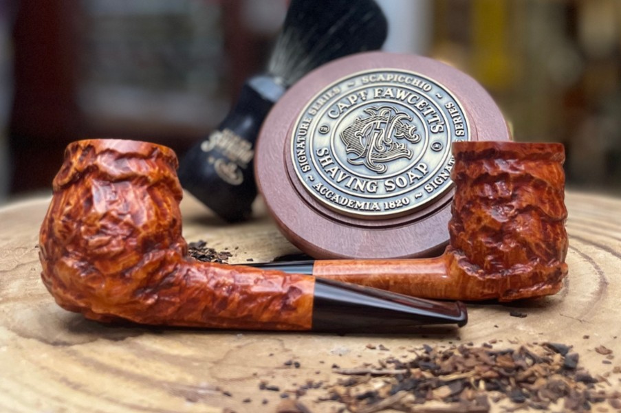 Stains on the tobacco pipe: how to remove them